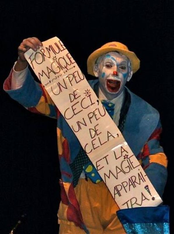 LA FOLLE AVENTURE DU CLOWN BARBICHE : Un spectacle clownesque avec magie et animaux: